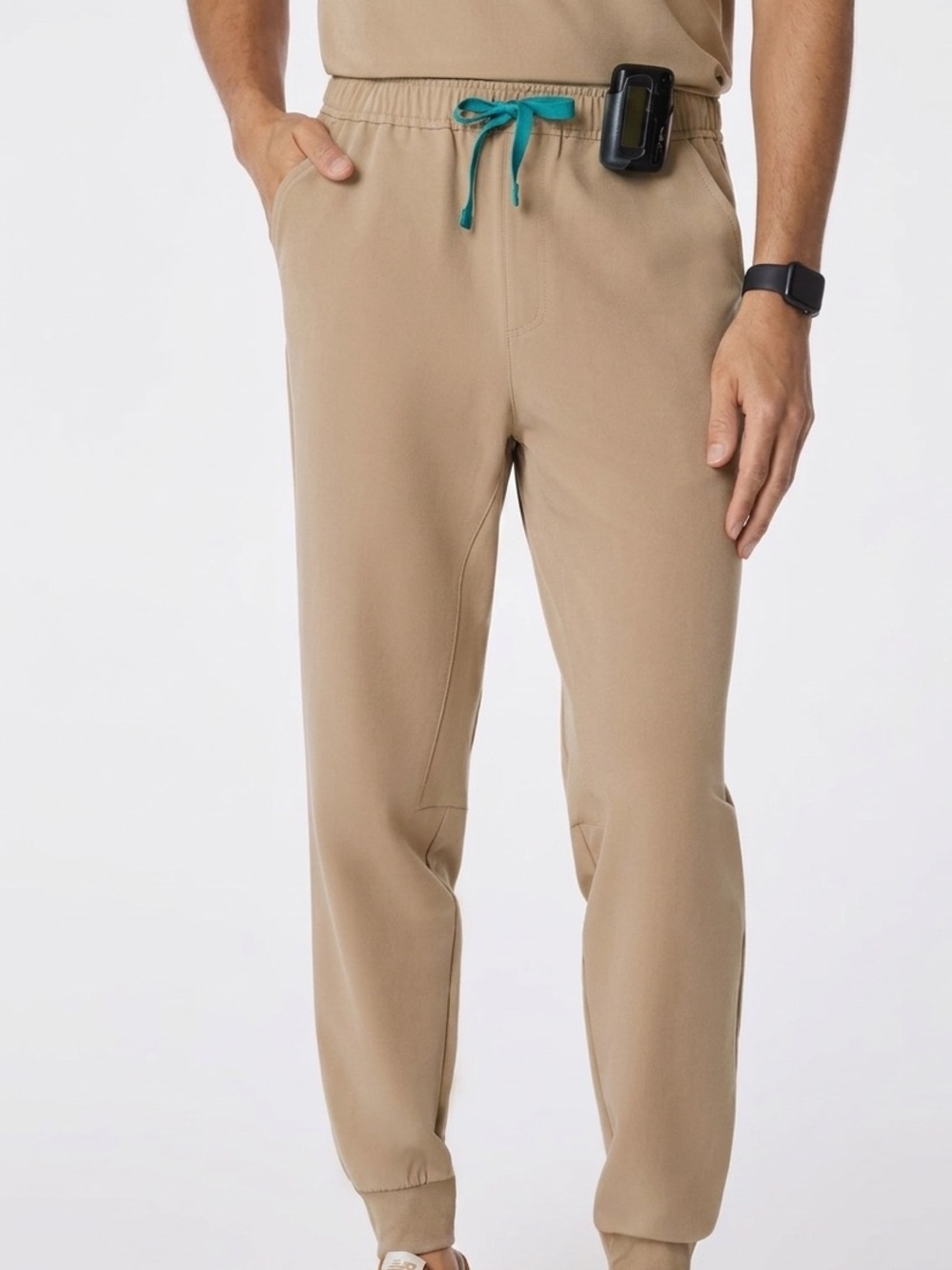 Figs Men's Tansen Khaki Boulder Joggers size 3XL